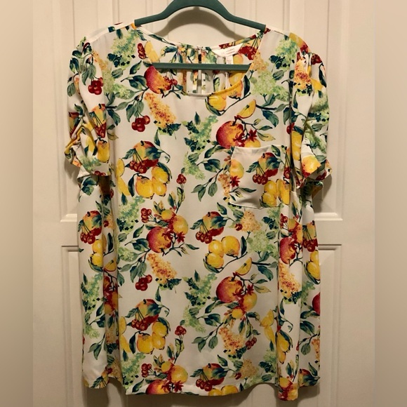 LC Lauren Conrad Tops - LAUREN CONRAD LEMON PRINT BLOUSE NWT 2X